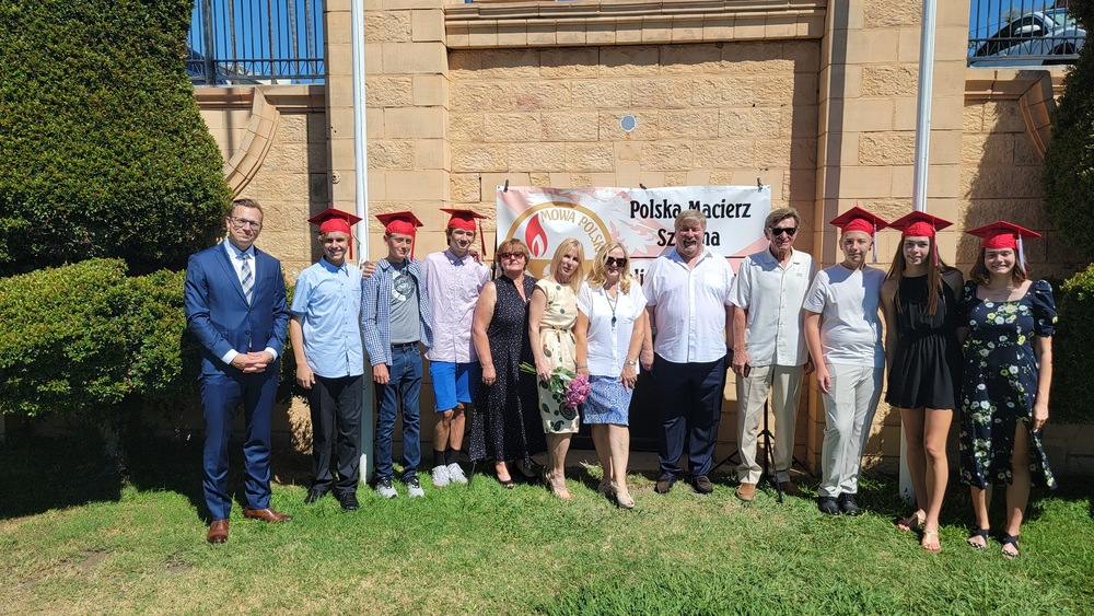 Koniec Roku 2020/21 - Rozpoczęcie Roku 2021/22 Zdjęcie Grupowe